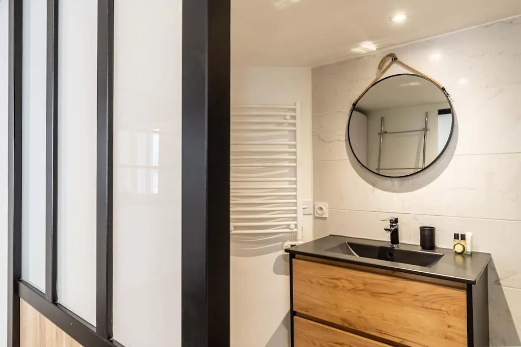 3 Legof - Charmant Appartement 4 Couchages Centre Cannes 0*,  France